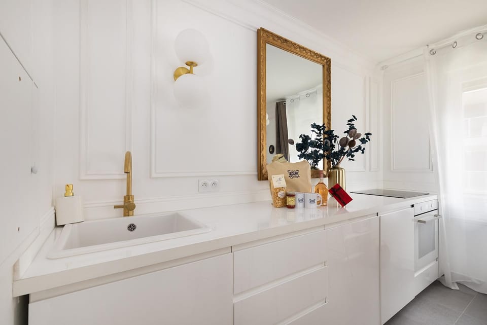 microwave, oven, kitchen