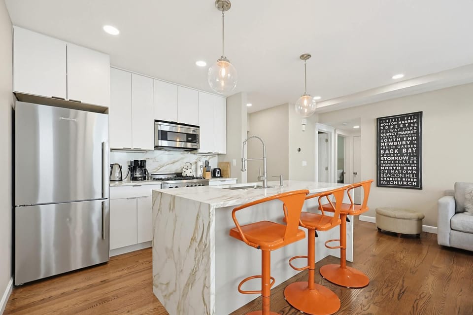 Inviting 3BR In Cambridge Walk To T & Central Sq Apartment in Cambridgeport
