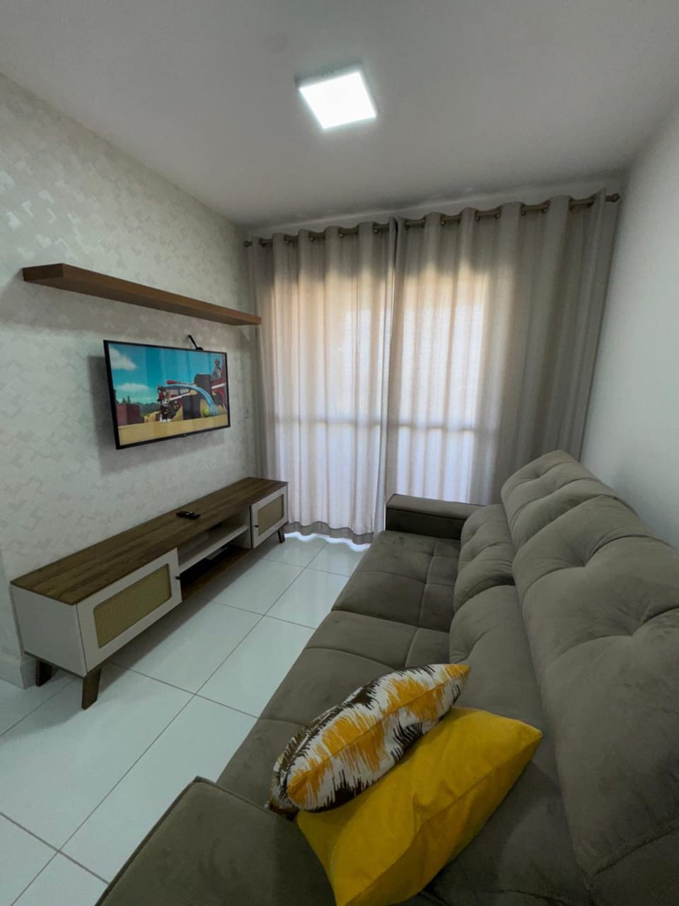 41 Próximo Shopping Pantanal Apartment in State of Mato Grosso, Brazil