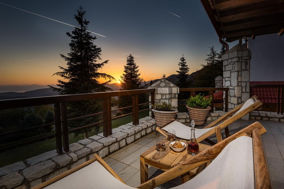 Patio, Day, Dining area, Sunrise