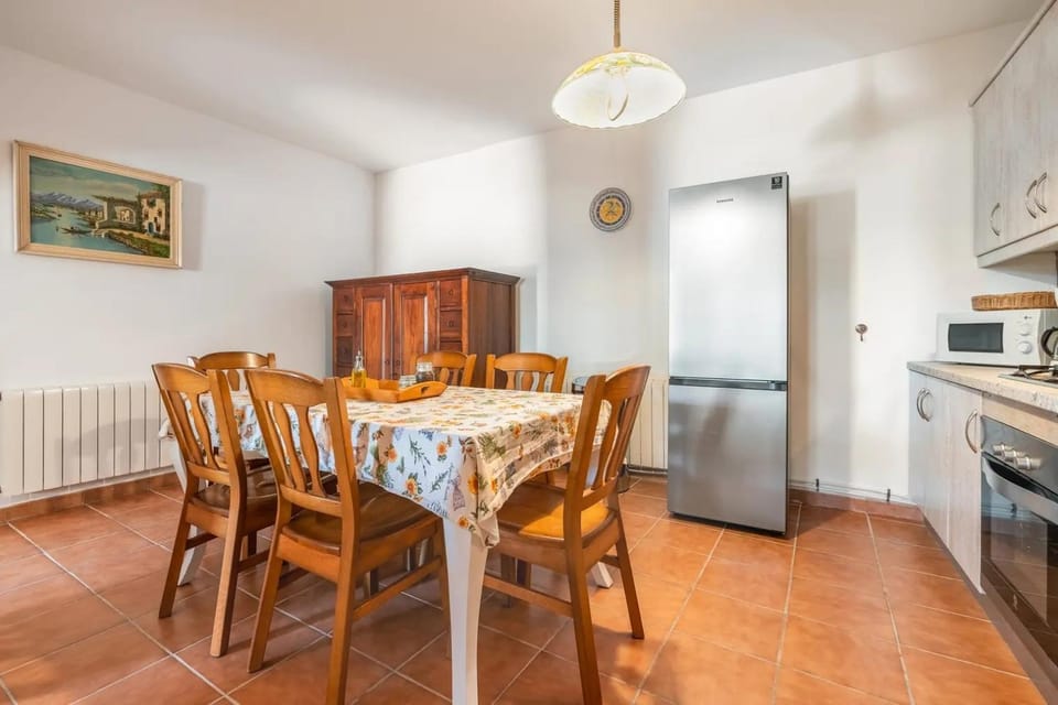 Kitchen or kitchenette, Dining area, kitchen, kitchen