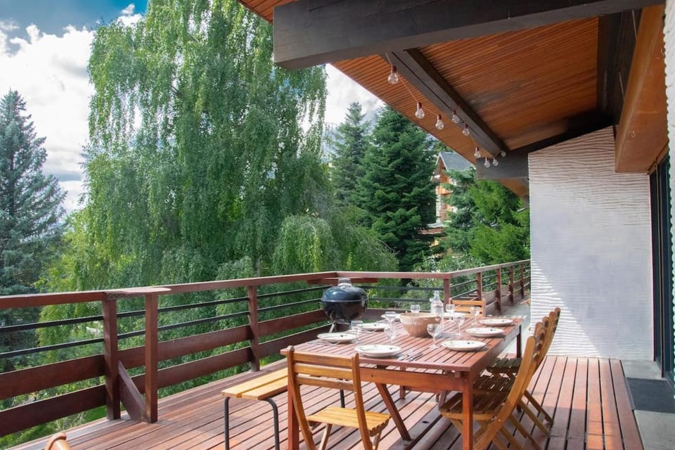 Grand appartement vue Montagne plein sud grand garage sur demande Apartment in Font Romeu