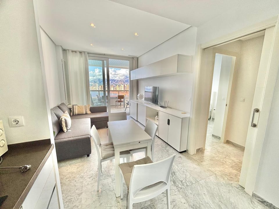 GEMELOS 28 10-C Levante Beach Apartment in Benidorm