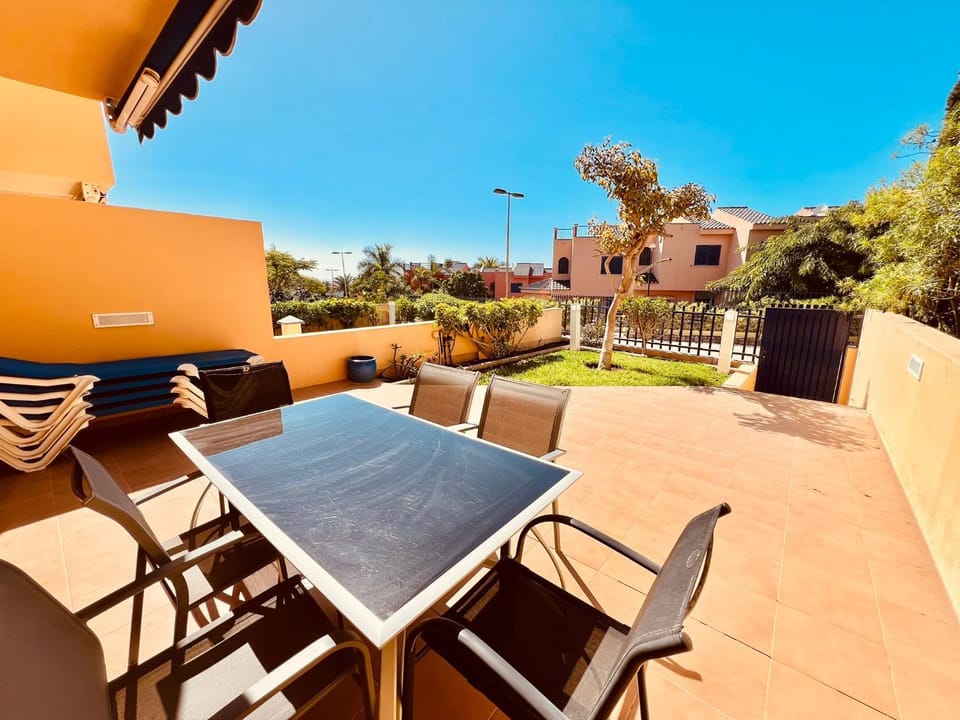 Property building, Patio, Day, View (from property/room), Balcony/Terrace, Dining area