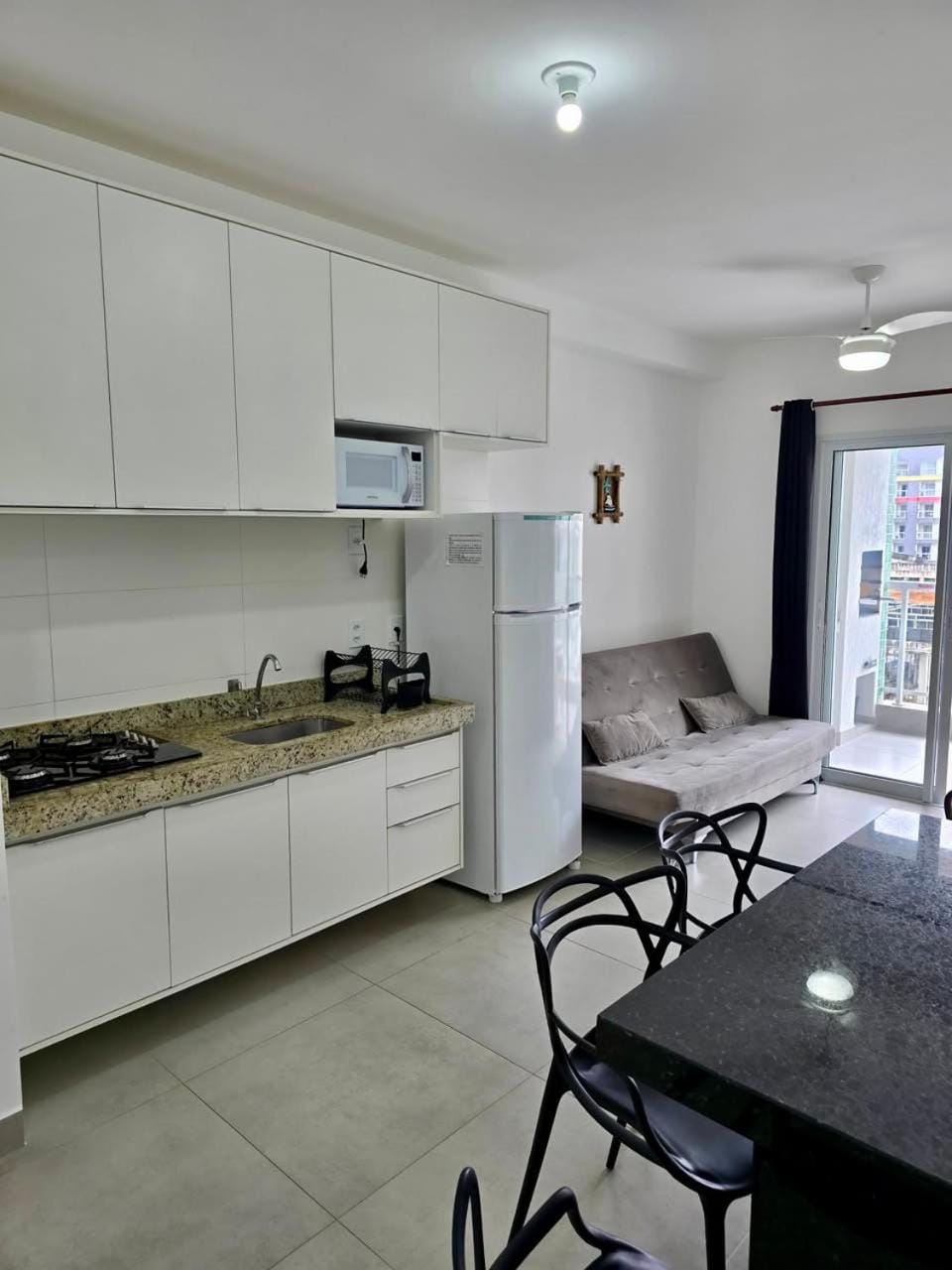 Apartamento 29 aconchegante de 1 quarto na PRAIA GRANDE, recém construido Apartment in Ubatuba