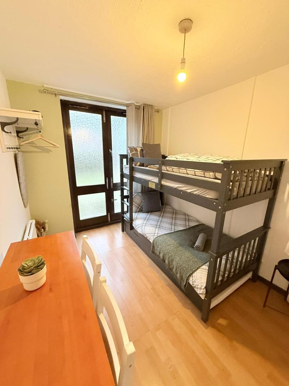 Bed, Photo of the whole room, Bedroom, bunk bed