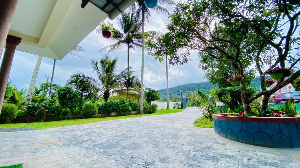 Captain's Cove Home Stay Villa in Kerala