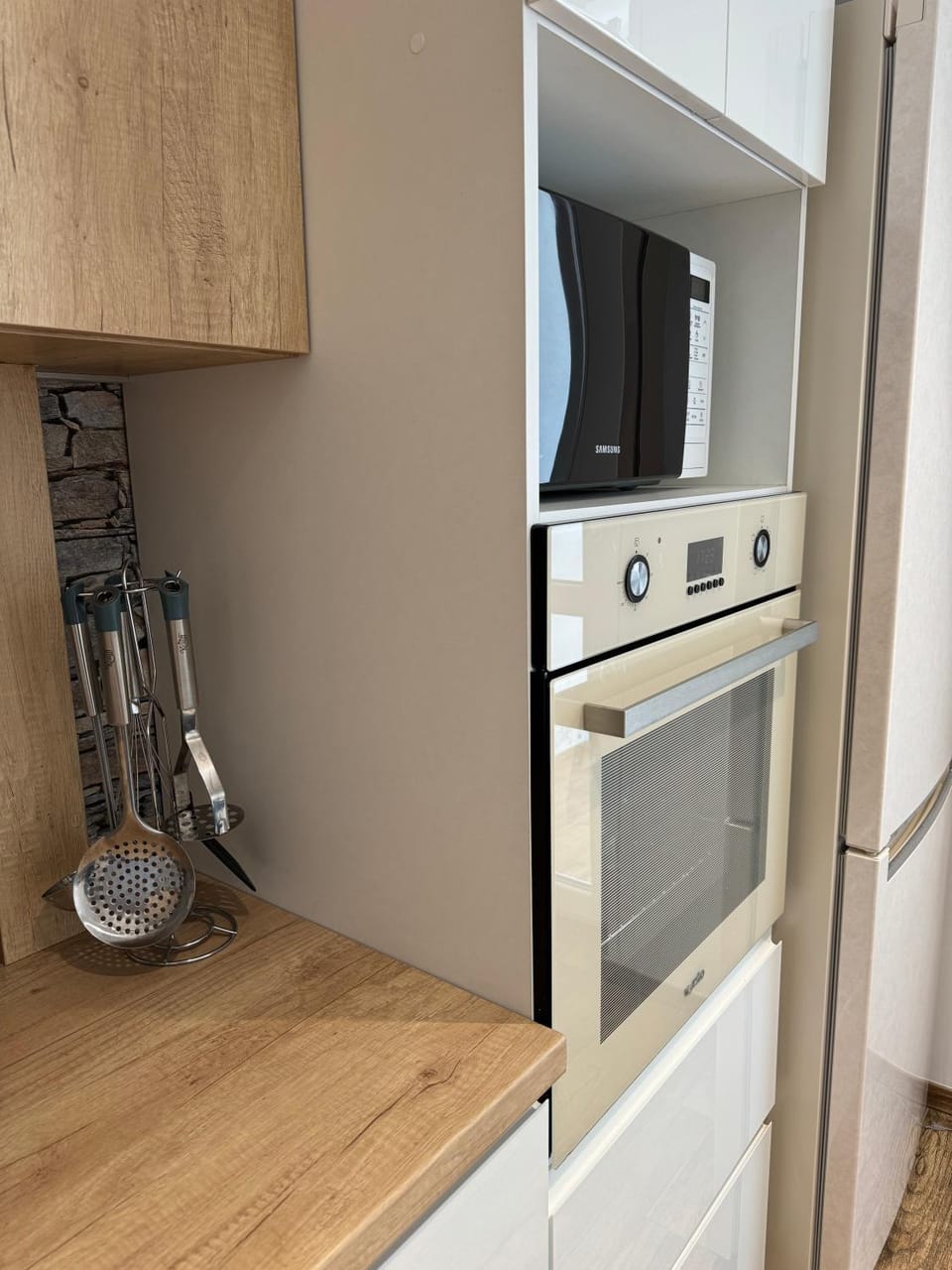 Kitchen or kitchenette, stove