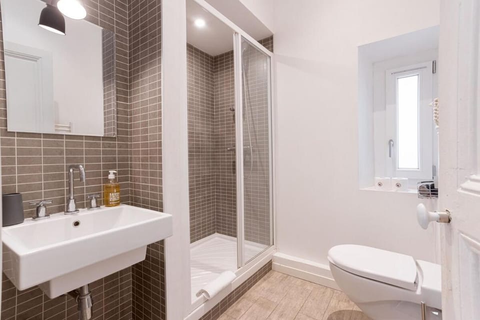 L'Atelier - Jardin, 8mn Palais&Plage, spacieux Apartment in Cannes