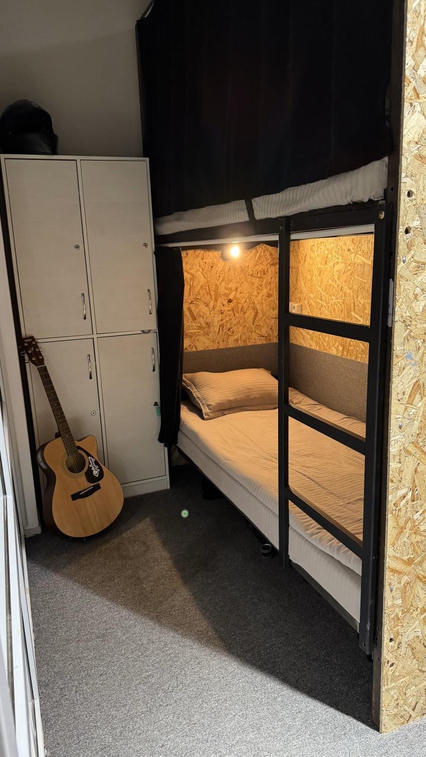 Bed, Photo of the whole room, bunk bed, wardrobe