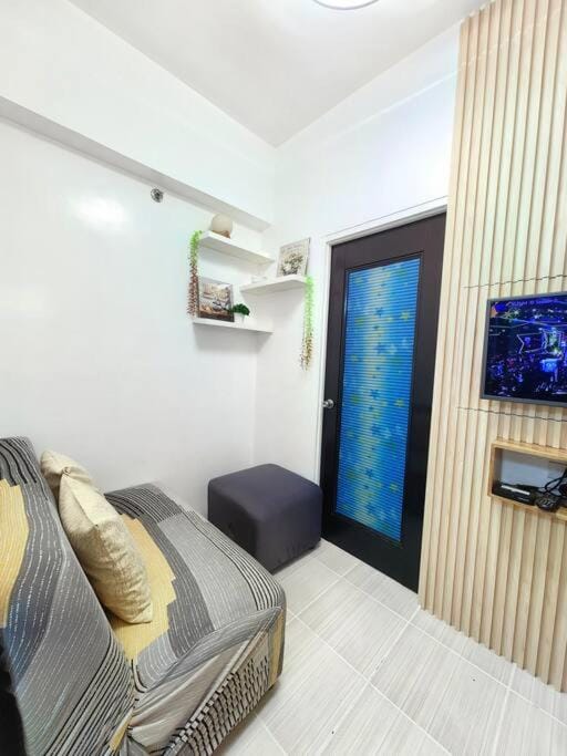 Condotel Near Airport Terminals Apartment in Paranaque