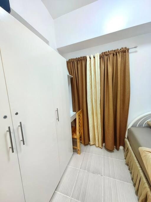 Condotel Near Airport Terminals Apartment in Paranaque