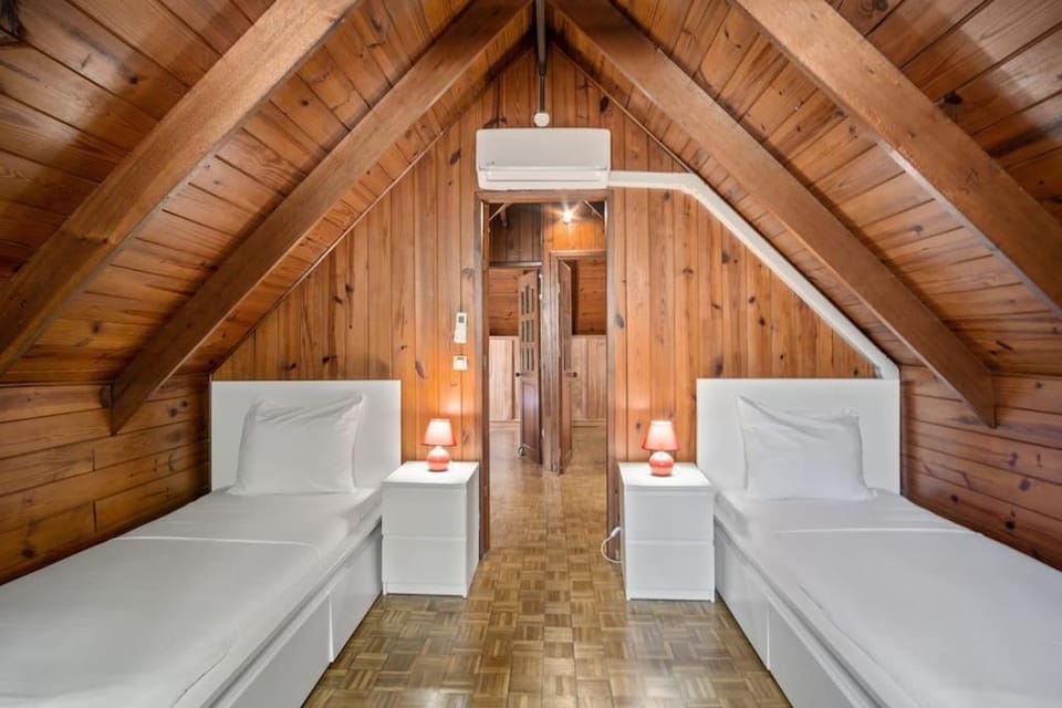Chalet Flambwayan, quiet, peaceful and well located Villa in Martinique