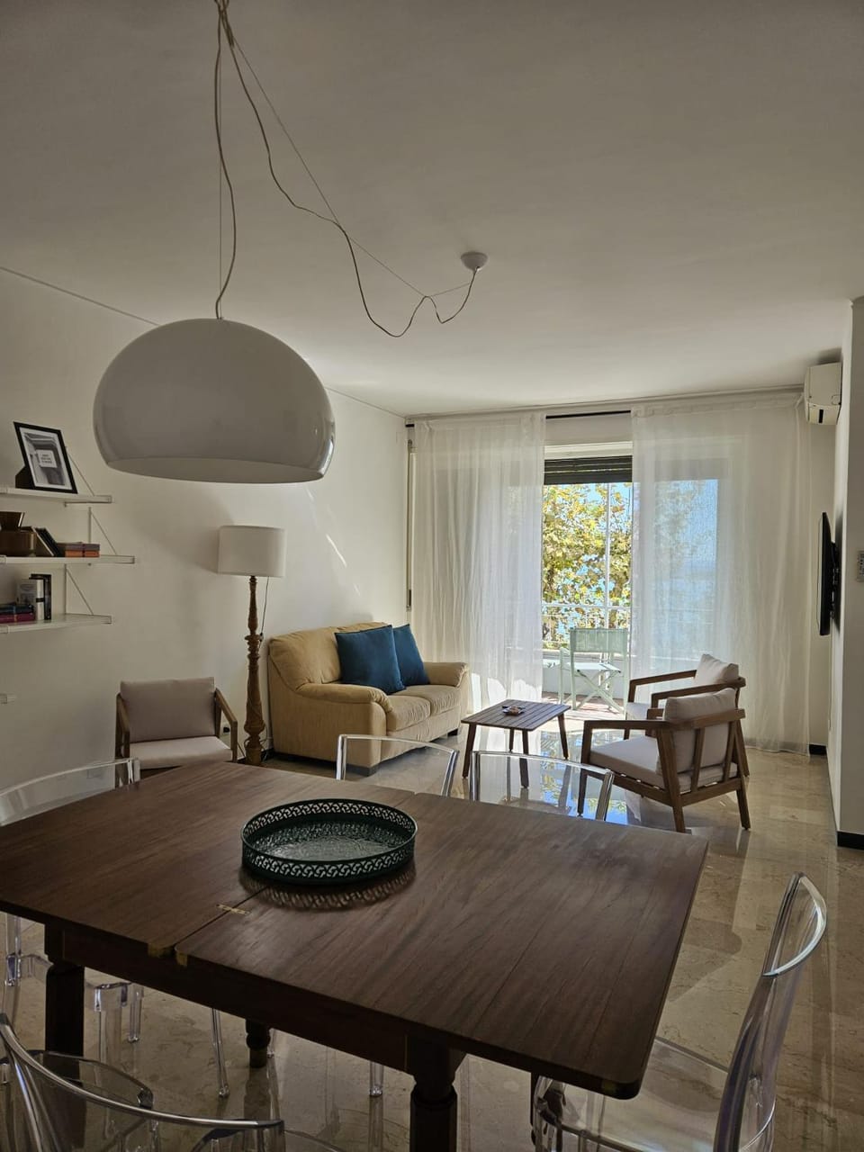 Seating area