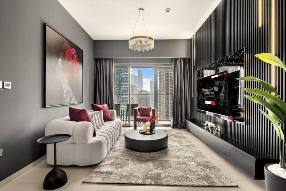 Glow Sky Suite Trendy 1BR- Dubai Mall Access by Maxx Value Homes Apartment in Dubai