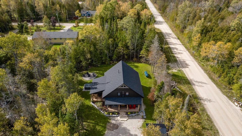 Bird's eye view, Parking