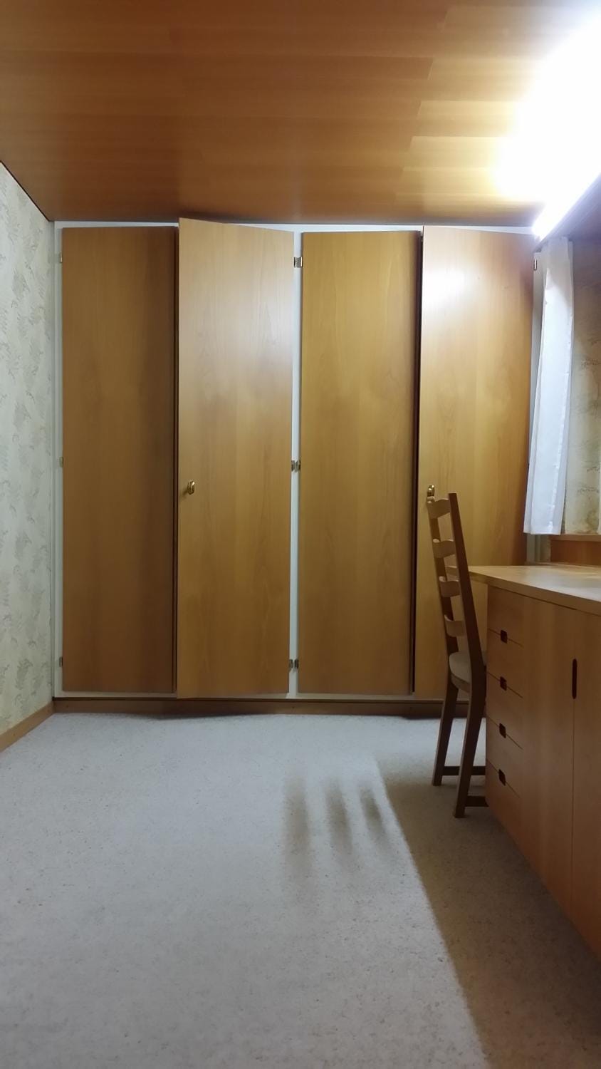 wardrobe