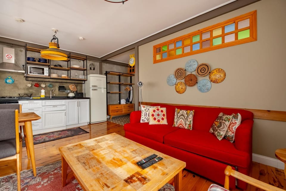Modern Two-Bedroom Flat with Stunning Bosphorus View Apartment in Istanbul