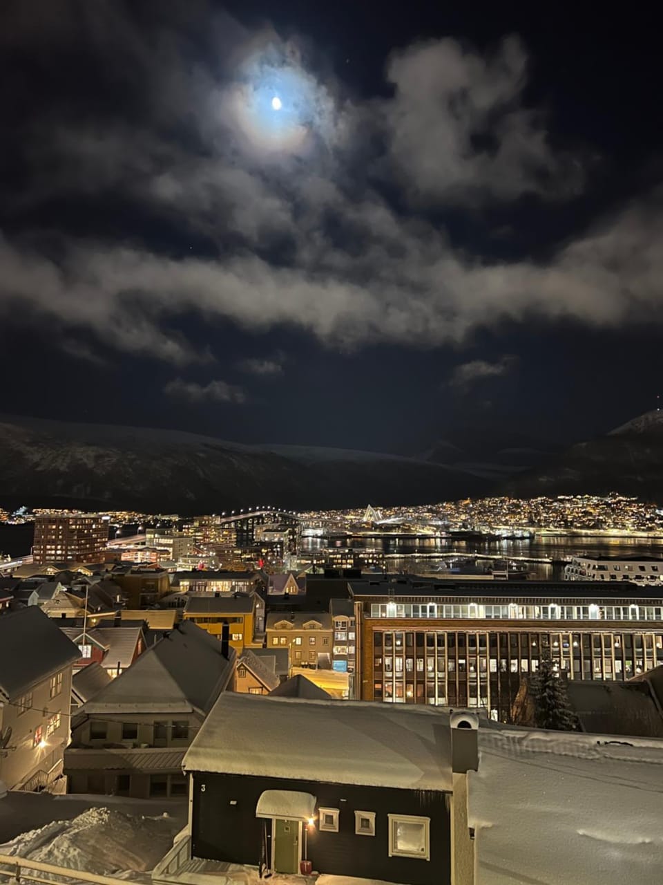Night, View (from property/room), City view