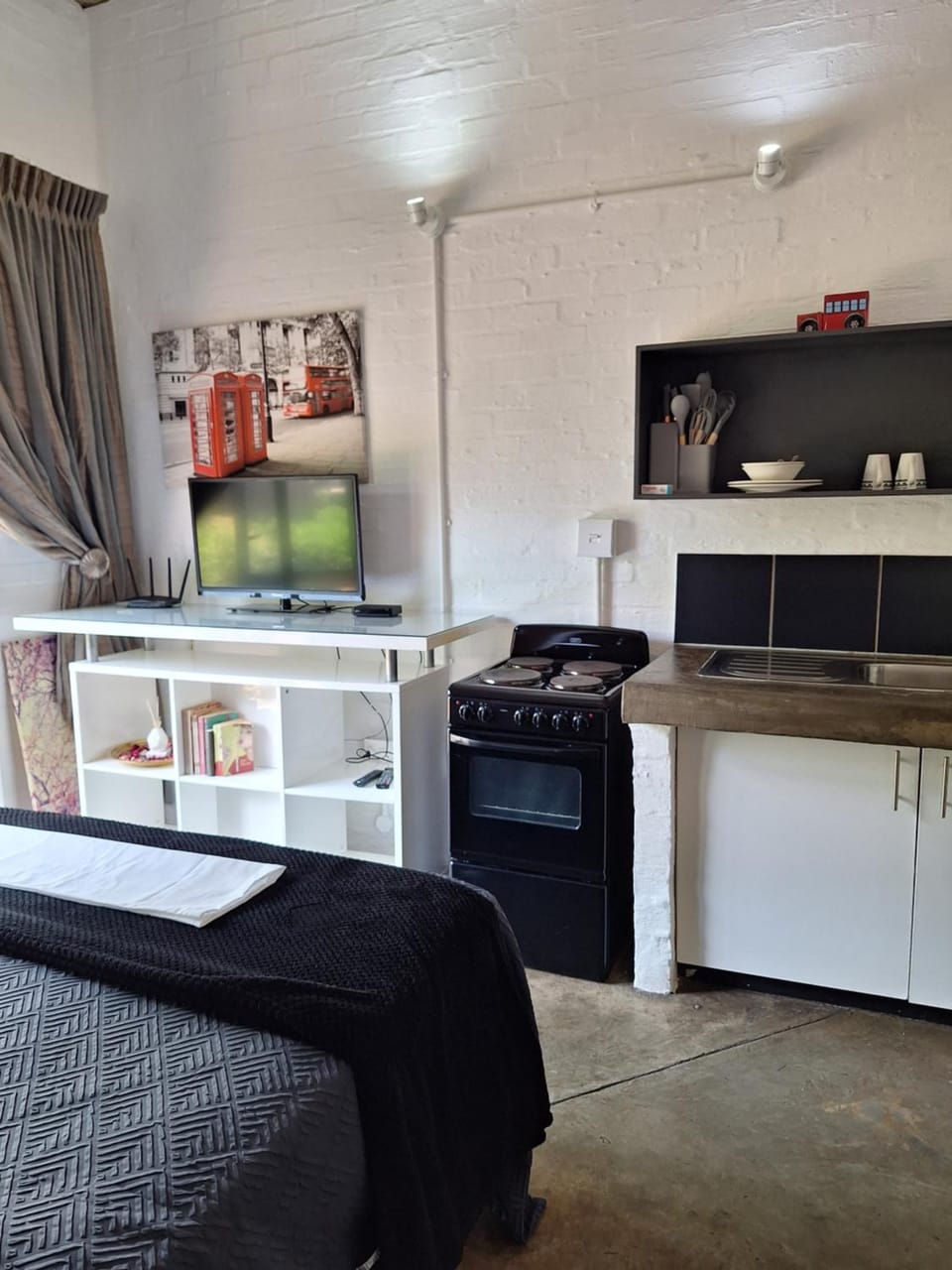 Unique and Modern Maboneng Apartment in Johannesburg