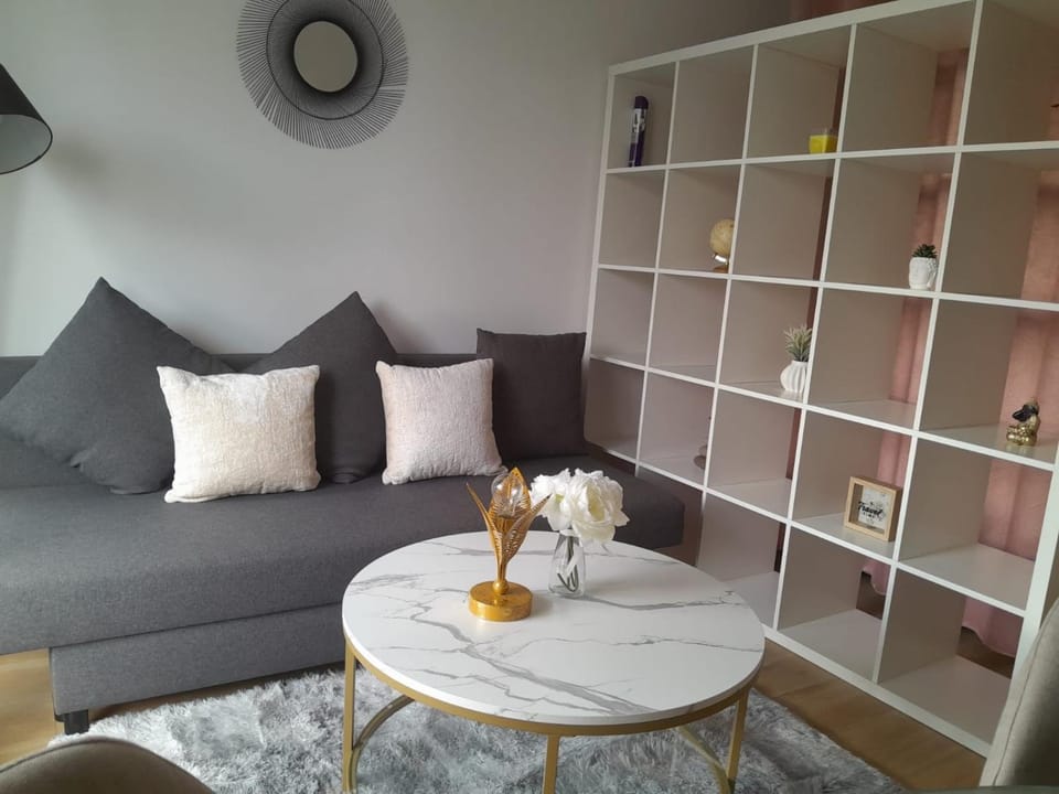 Piso en paris metro duplex Line 6 Apartment in Paris