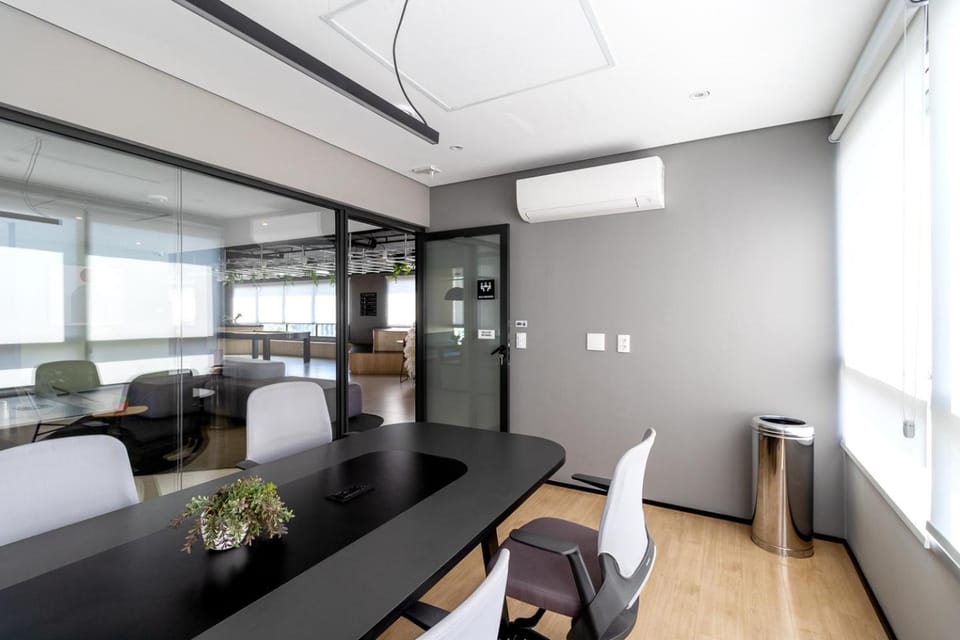 Meeting/conference room