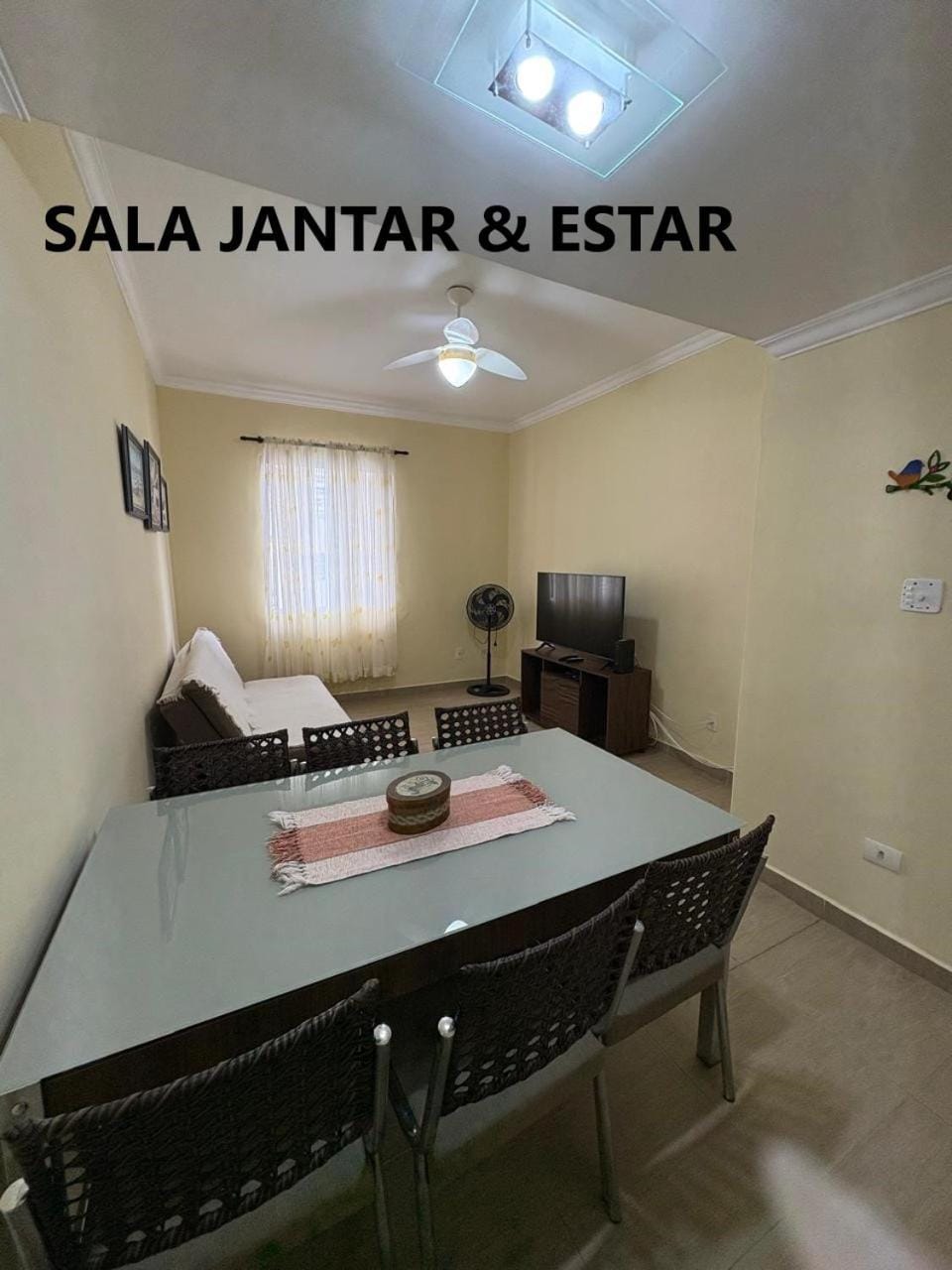 Apartamento Amplo com Suíte e vaga de garagem Apartment in Santos