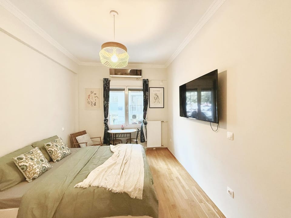 Bed, Photo of the whole room