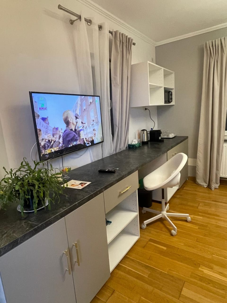 Victoriei light studio Apartment in Bucharest
