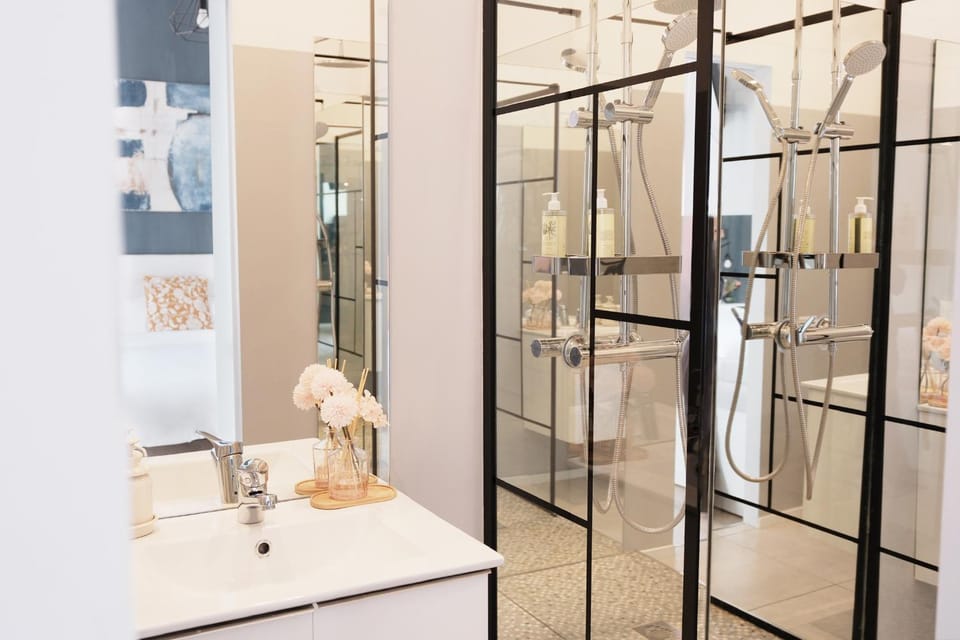 Shower, Bathroom