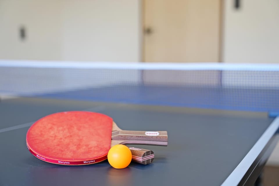 Game Room, Table tennis
