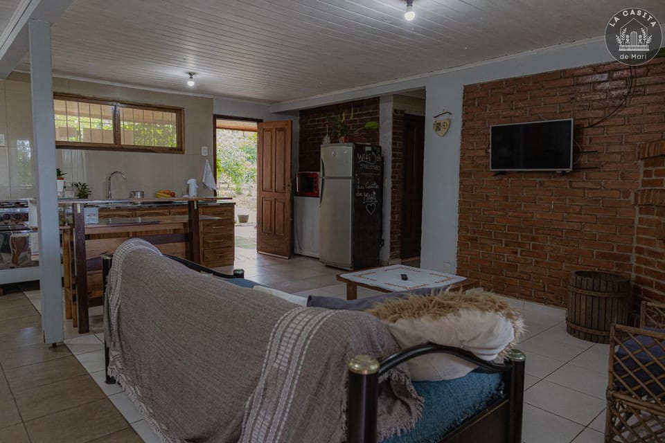 Communal lounge/ TV room, Living room, Seating area