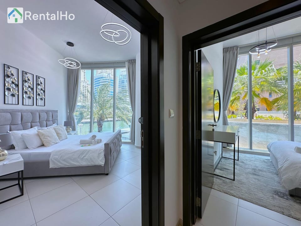 Unforgettable View & Experience Over Dubai Canal Apartment in Dubai