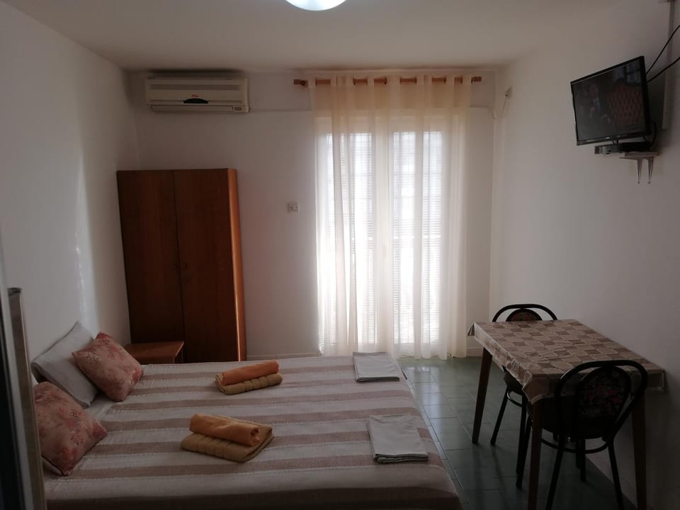 Apartments Zira S Apartment in Montenegro