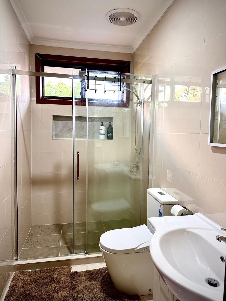 Guest Room in Kealba Vacation rental in Melbourne