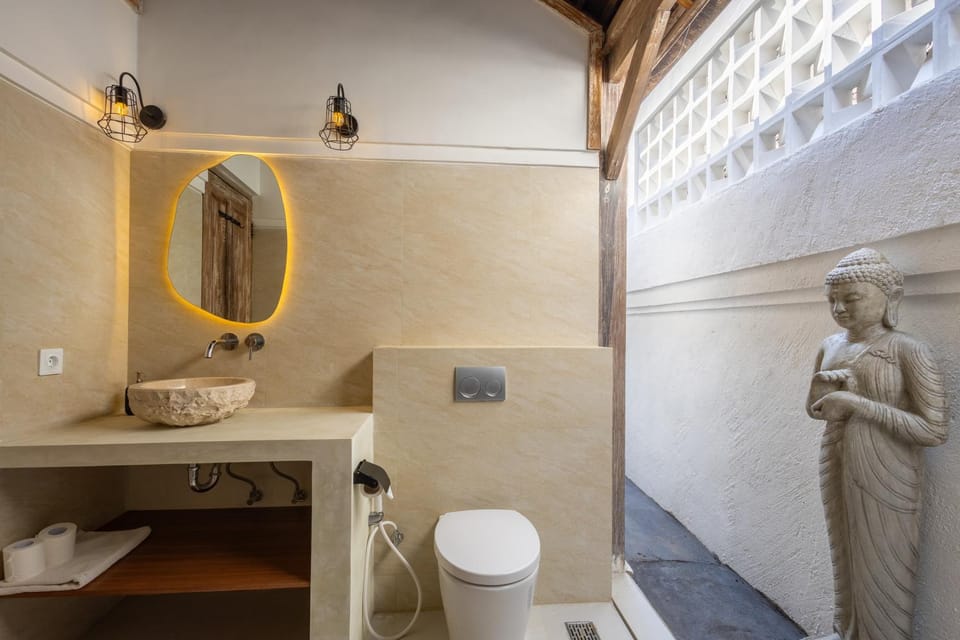 Toilet, Bathroom