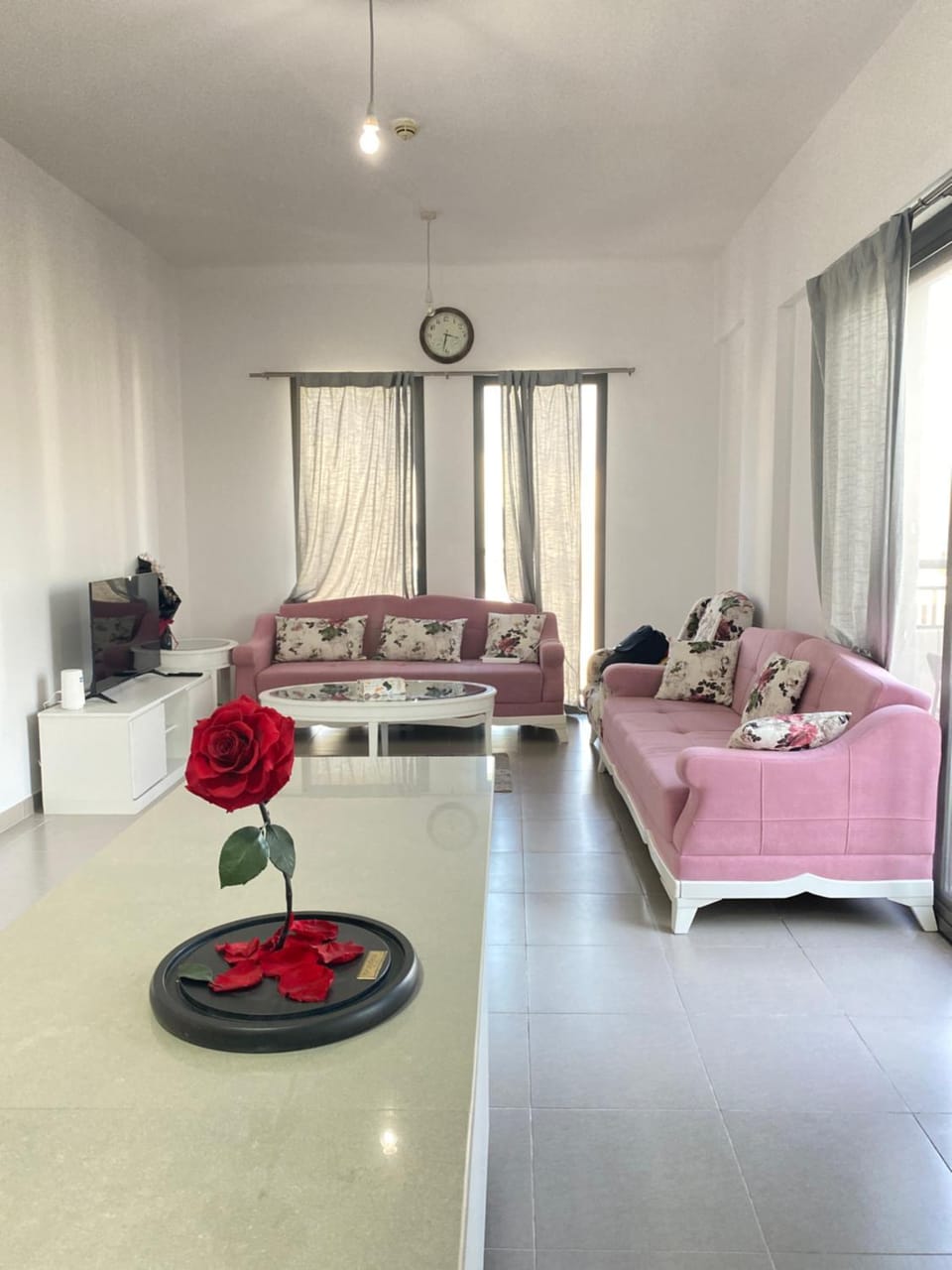 Lovely calm 3BR Apt Easy Accessibility to central Dubai with huge balcony and pool view Town Square Apartment in Dubai