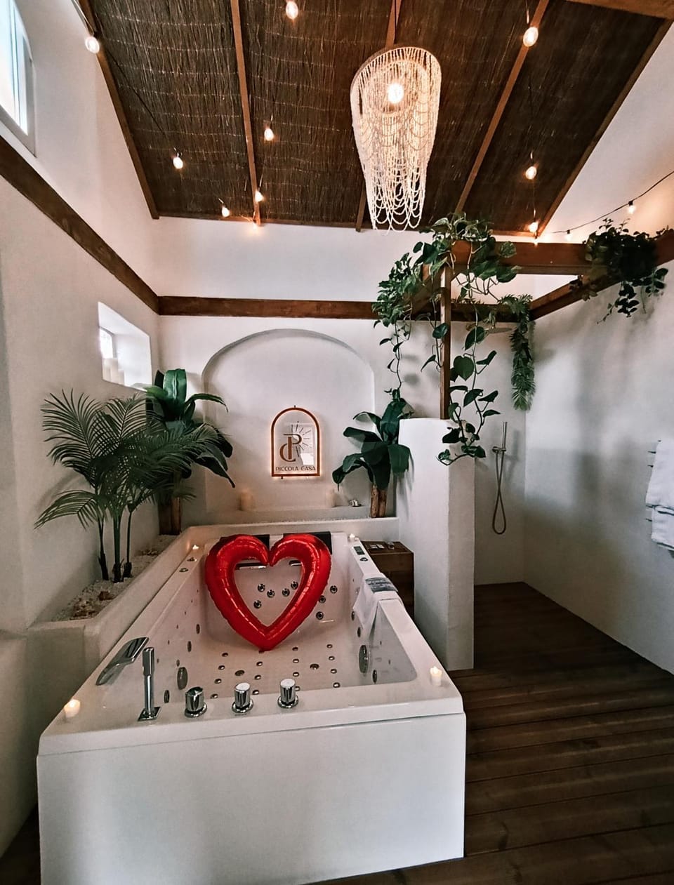 Hot Tub, Hot Tub