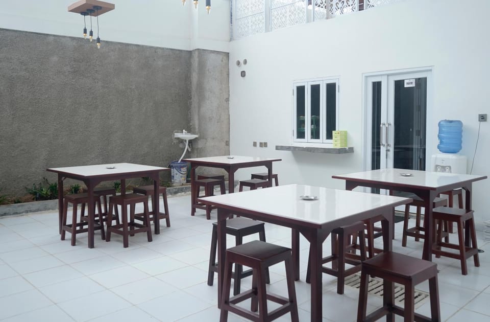 Restaurant/places to eat, Balcony/Terrace, Kitchen or kitchenette, Living room, Banquet/Function facilities, Seating area, Dining area