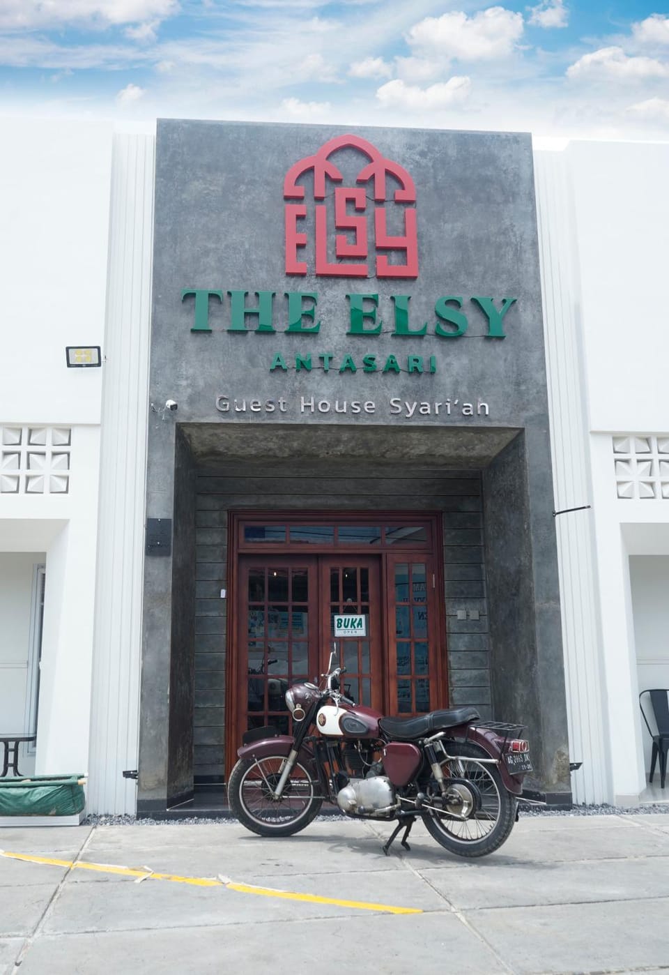 Property building, Balcony/Terrace