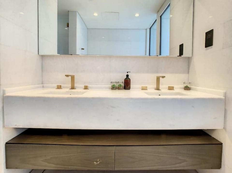 FIVE Palm Residence - Elegant Homes Apartment in Dubai