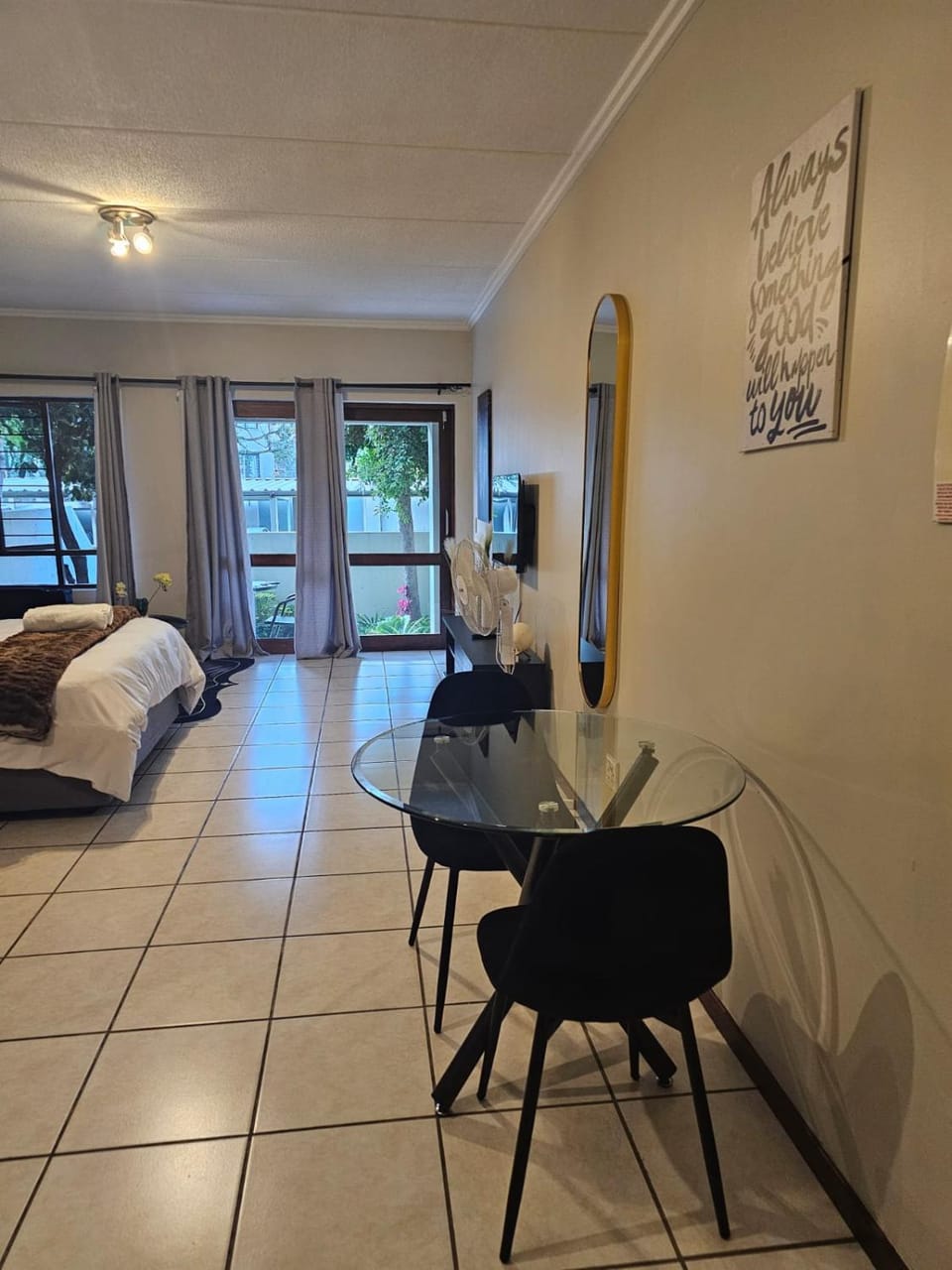 Stunning Apartment In Fourways Apartment in Sandton