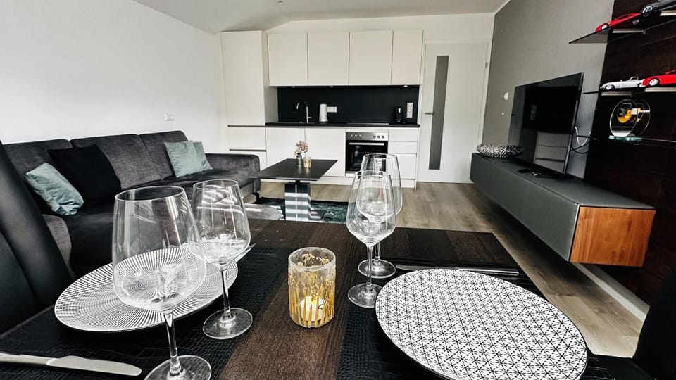 Kitchen or kitchenette, Living room, Dining area