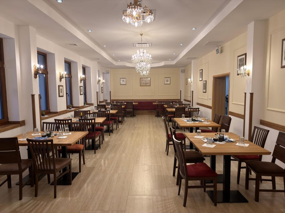 Restaurant/places to eat