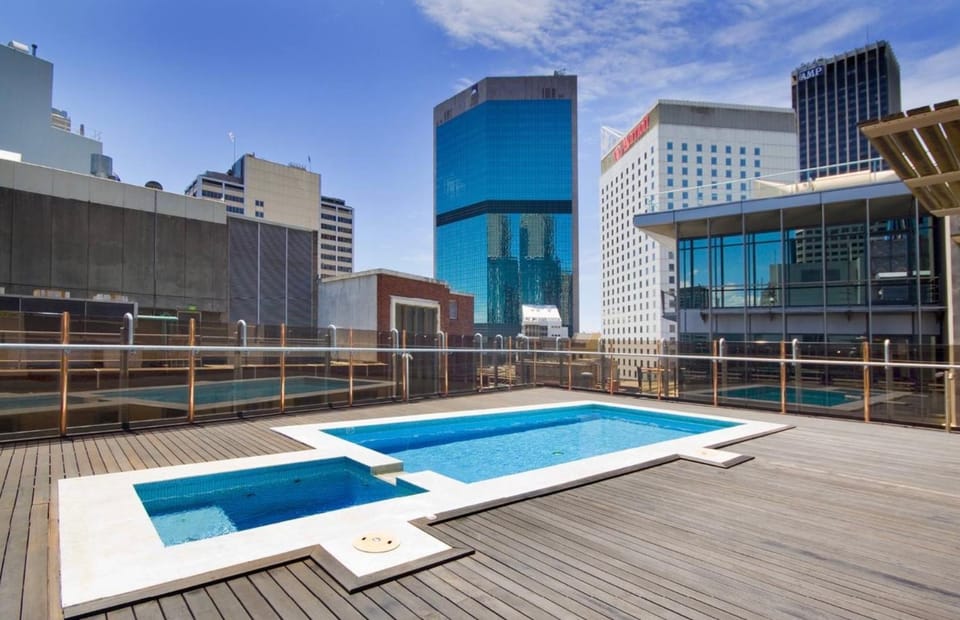 Swimming pool, Swimming pool