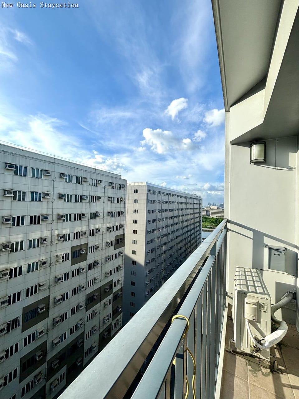 Property building, Day, View (from property/room), Balcony/Terrace, City view