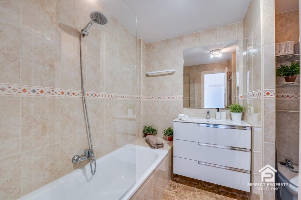 Shower, Bathroom, Bath