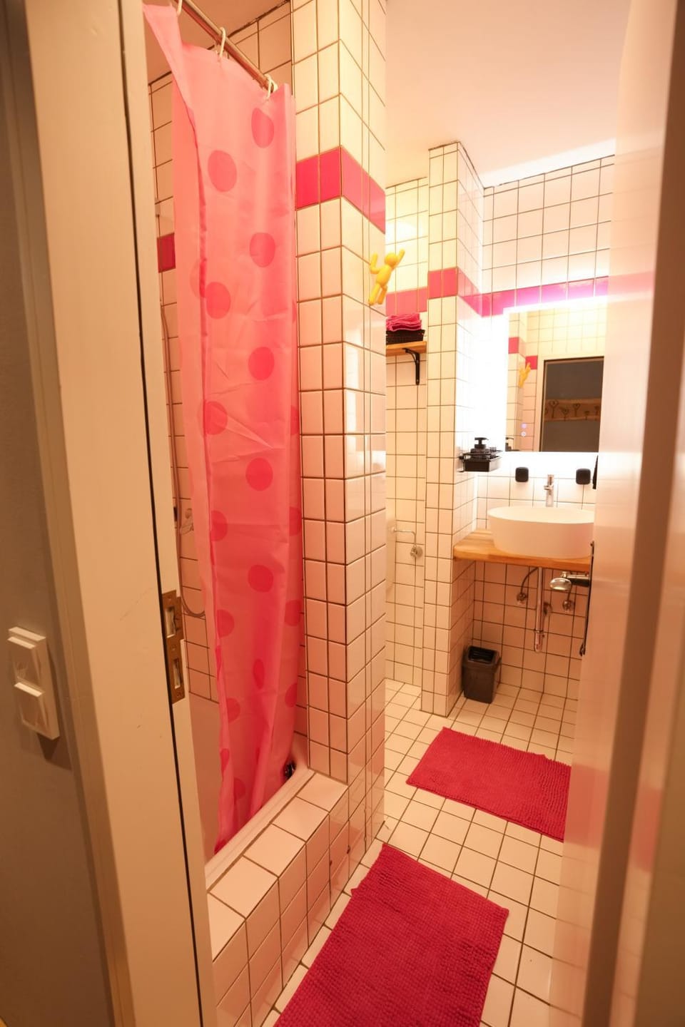 Shower, Bathroom, towels