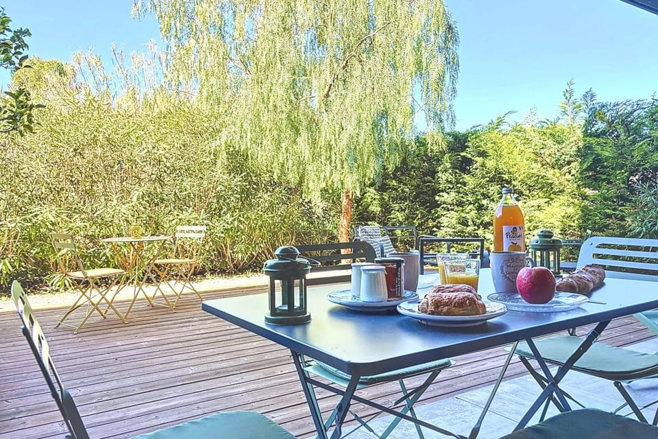 Antibes Private Garden & Pool Beach 2 km House in Antibes