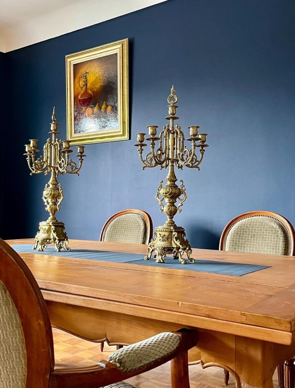 Decorative detail, Dining area